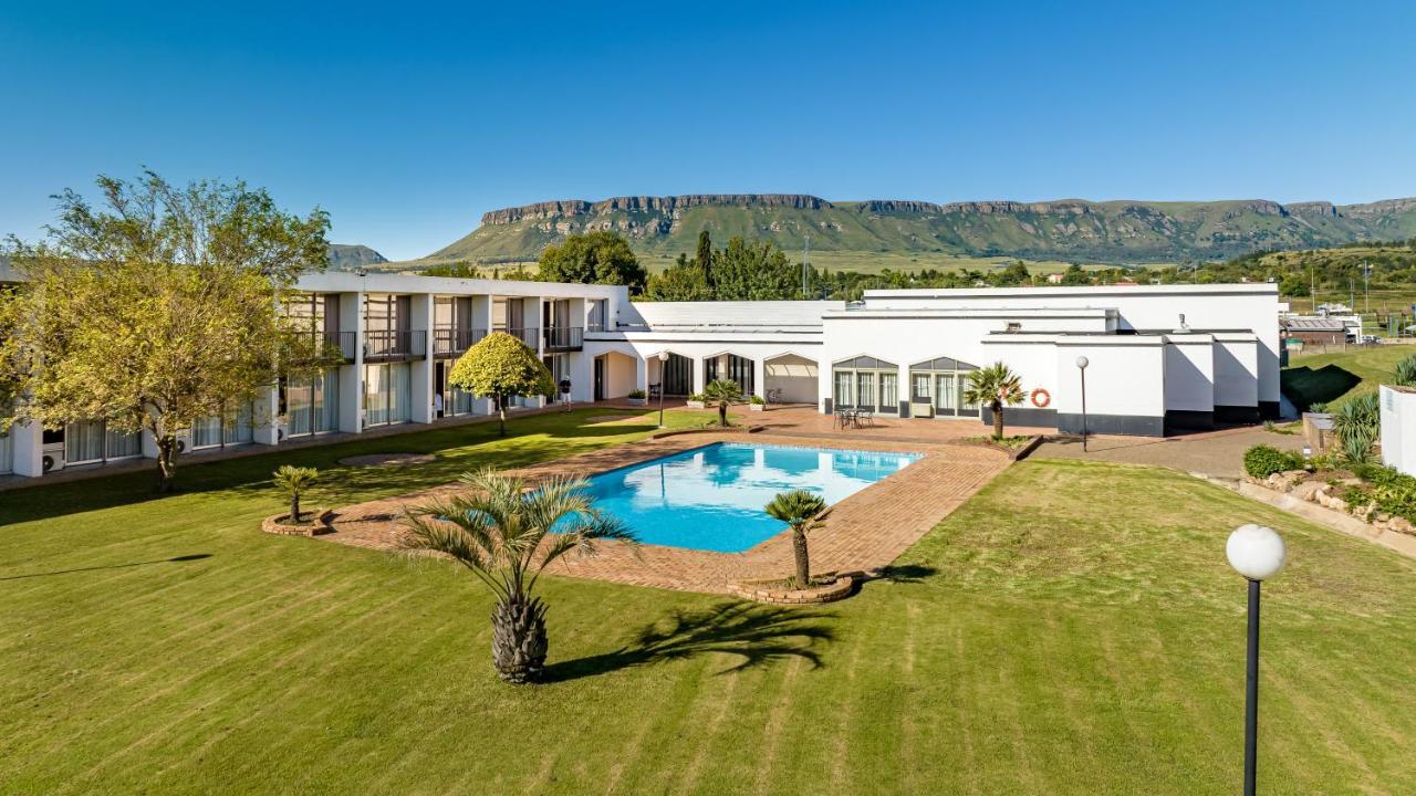 African Sky Harrismith Inn Exterior photo
