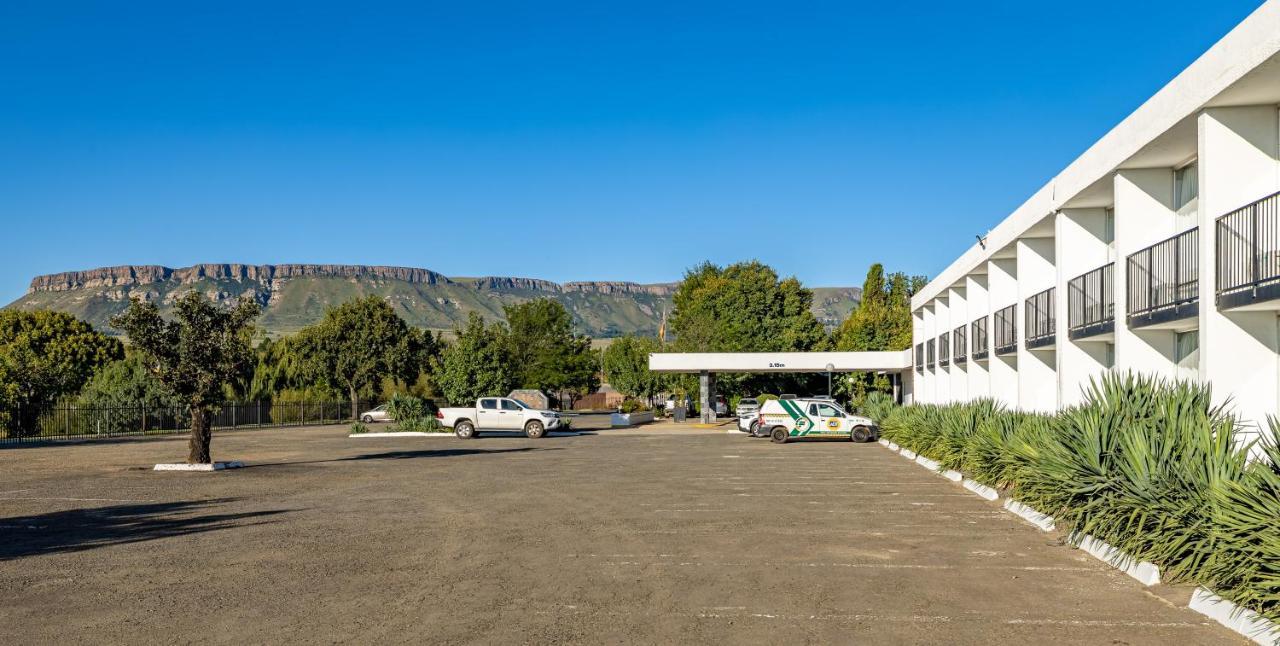African Sky Harrismith Inn Exterior photo