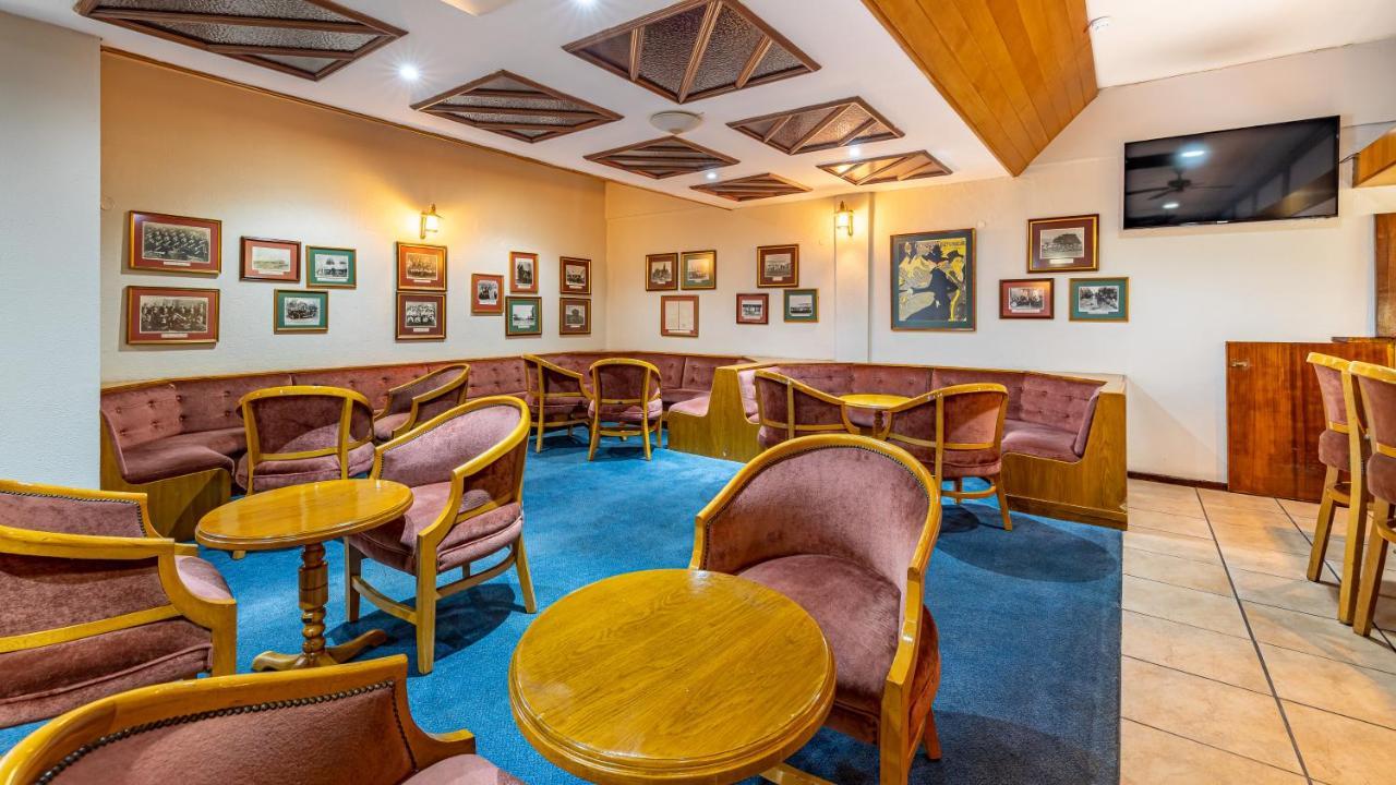 African Sky Harrismith Inn Exterior photo