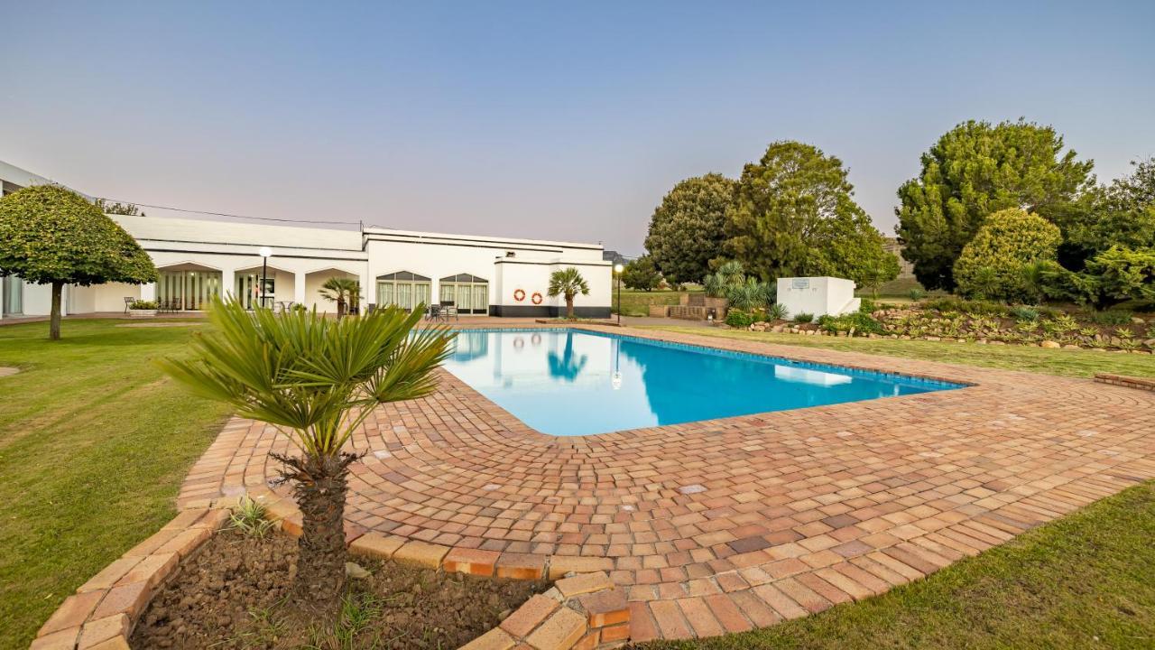 African Sky Harrismith Inn Exterior photo